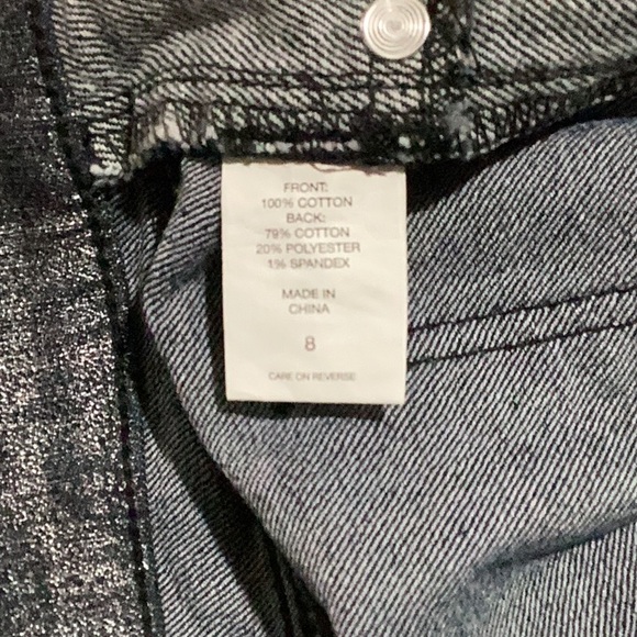 NY & Co Soho Midrise Distressed Jeans - Size 8 - Picture 12 of 12